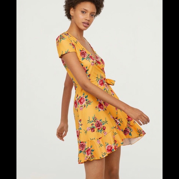 Dress - Picture 2 of 2